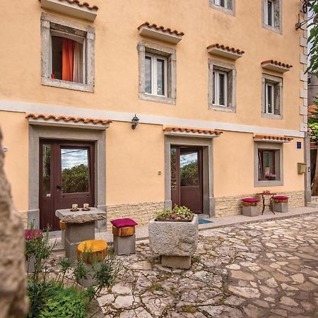 Stunning Apartment In Bakar With Kitchen Exterior foto